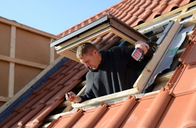 Pose de fenêtres de toit Velux à Basseneville